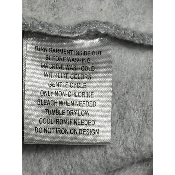 Peanuts Sweatshirt Womens Size M Gray Snoopy Gang Christmas Cotton Crew Neck - Picture 4 of 7